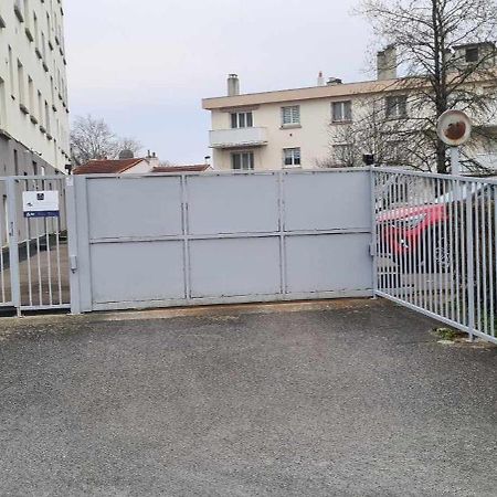Apartmán La Jol'Nantaise - Proche Tram Ligne 2 & 3 Et Bus Nantes Exteriér fotografie
