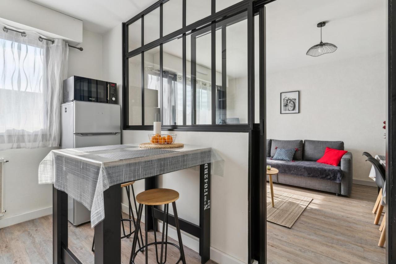 Apartmán La Jol'Nantaise - Proche Tram Ligne 2 & 3 Et Bus Nantes Exteriér fotografie