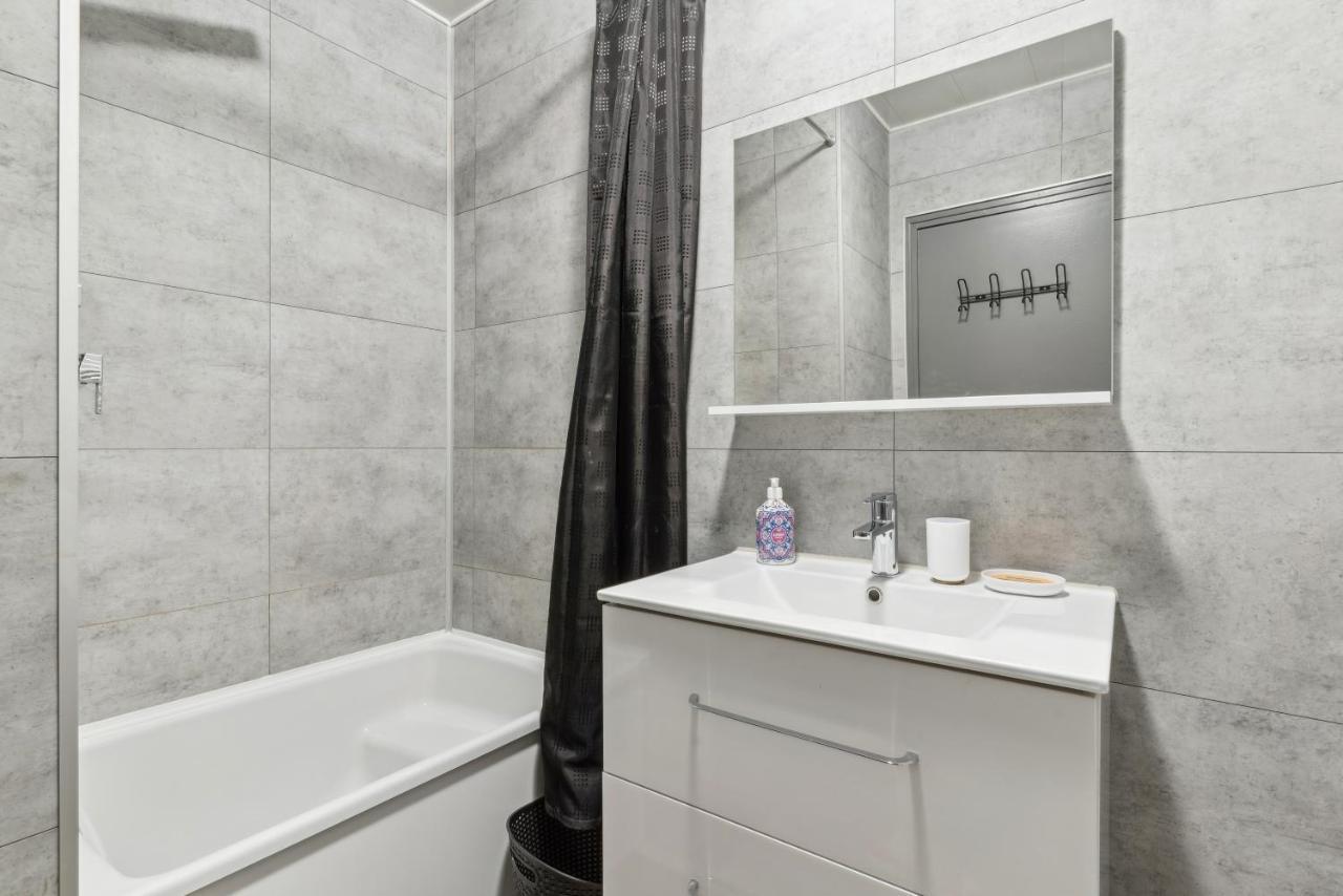 Apartmán La Jol'Nantaise - Proche Tram Ligne 2 & 3 Et Bus Nantes Exteriér fotografie